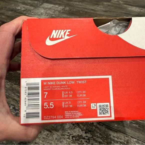 Nike Dunk Low Twist Sneakers Shoes Light Silver Sail White Womens‎ Size 7 NWT - Picture 4 of 13